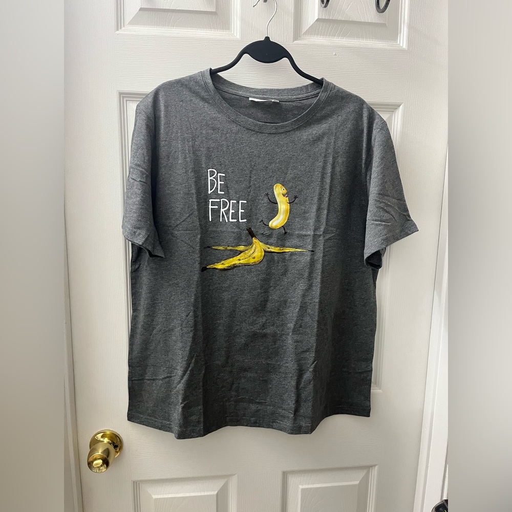 B-free t- shirt 👕 size 2XL brand new no tag